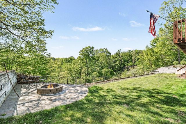 10835 Red Oak Ridge, Howard City, MI 49329