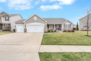 178 Oakhurst Drive, O'fallon, MO 63368