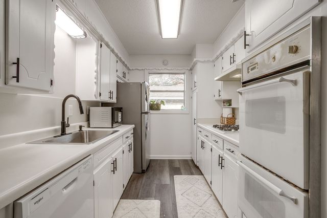 2509 Carten Street, Fort Worth, TX 76112