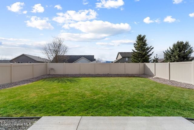 984 E Allenby AVE, Post Falls, ID 83854