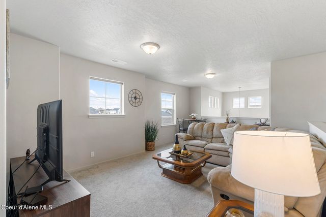 984 E Allenby AVE, Post Falls, ID 83854