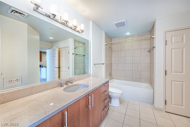 200 Sahara Avenue 2507, Las Vegas, NV 89102