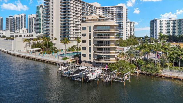 12 Seacrest Pkwy 3, Hollywood, FL 33019