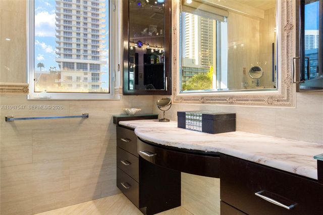 12 Seacrest Pkwy 3, Hollywood, FL 33019