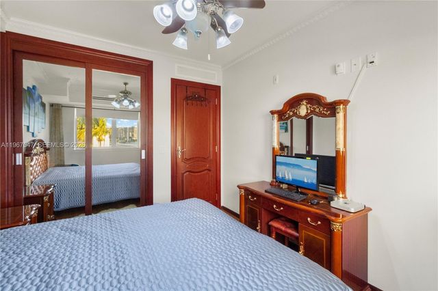 12 Seacrest Pkwy 3, Hollywood, FL 33019