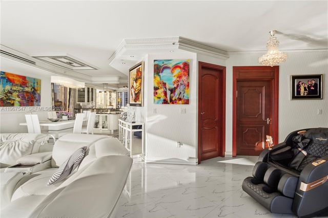 12 Seacrest Pkwy 3, Hollywood, FL 33019