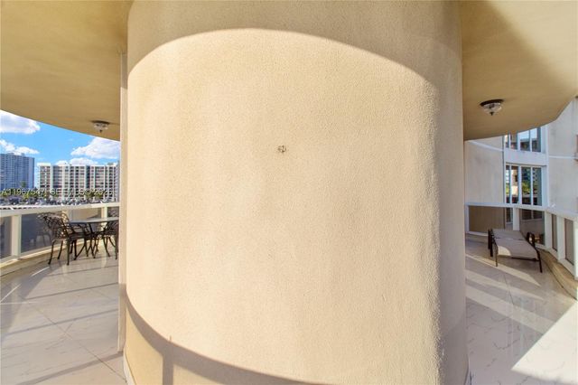 12 Seacrest Pkwy 3, Hollywood, FL 33019