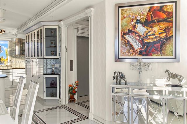 12 Seacrest Pkwy 3, Hollywood, FL 33019