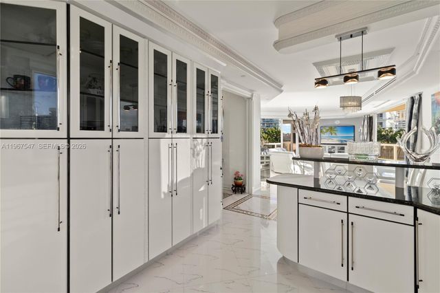 12 Seacrest Pkwy 3, Hollywood, FL 33019