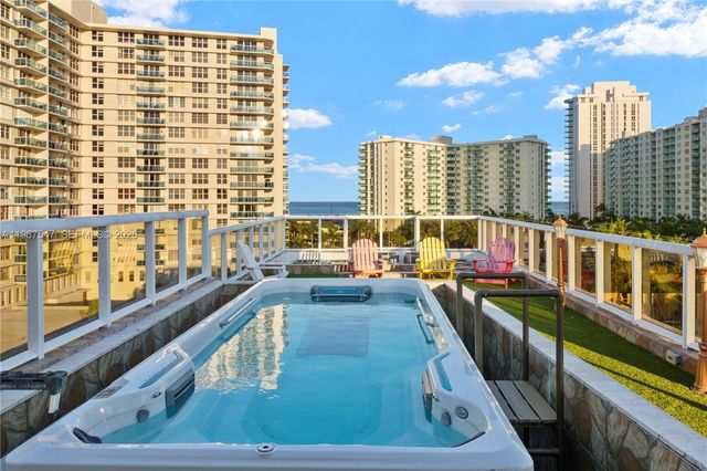 12 Seacrest Pkwy 3, Hollywood, FL 33019