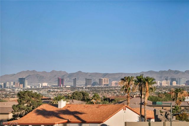 5960 Michelli Crest Way, Las Vegas, NV 89149