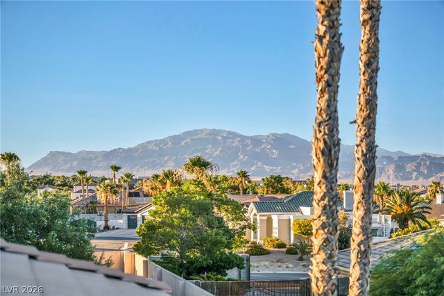 5960 Michelli Crest Way, Las Vegas, NV 89149