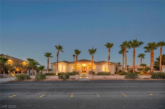 5960 Michelli Crest Way, Las Vegas, NV 89149