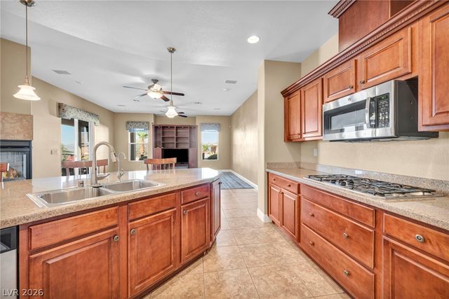 5960 Michelli Crest Way, Las Vegas, NV 89149