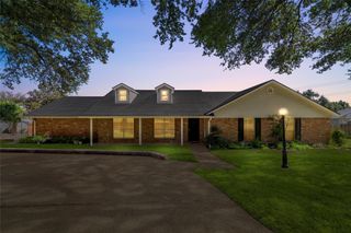 3501 Greenleaf Drive, Waco, TX 76710