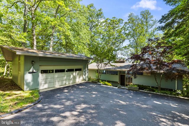 12578 ALGONQUIN TRL TRL, Lusby, MD 20657