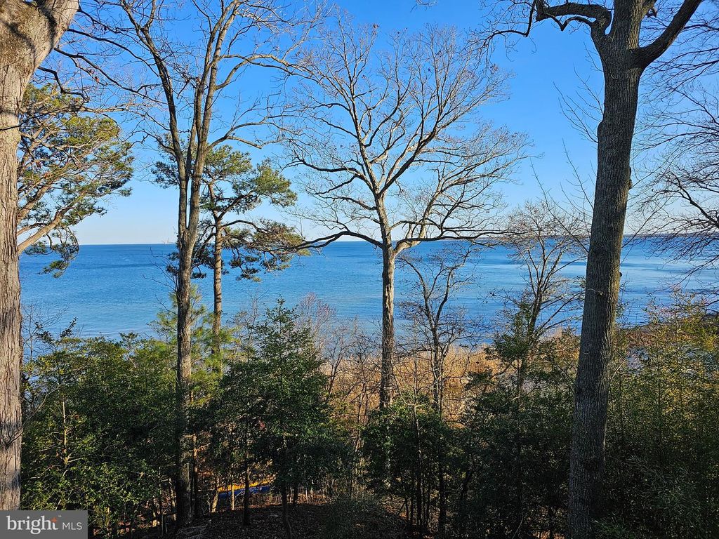 Image 39 of property listing at 12578 ALGONQUIN TRL TRL, Lusby, MD 20657