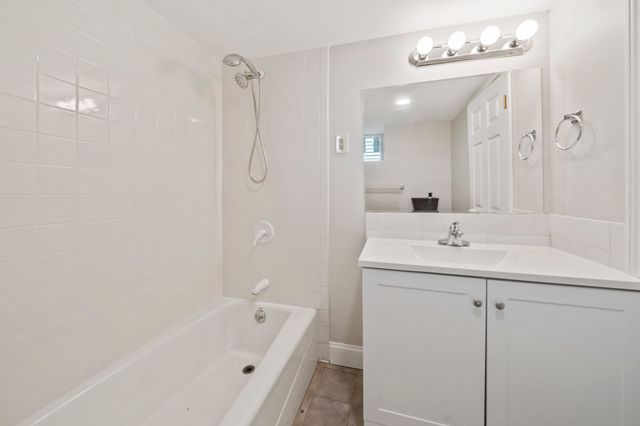 84 Blue Hills Parkway, Milton, MA 02186