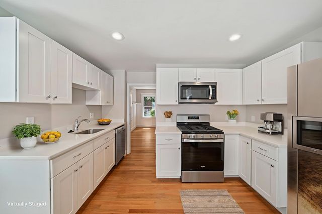 84 Blue Hills Parkway, Milton, MA 02186