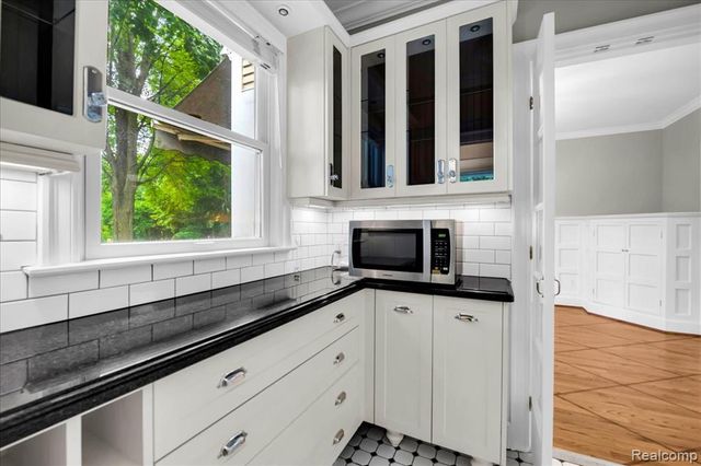 1119 Southfield Road, Birmingham, MI 48009