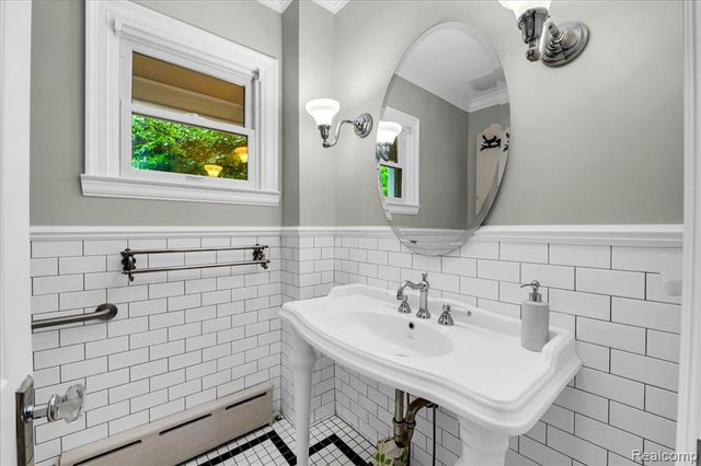 1119 Southfield Road, Birmingham, MI 48009