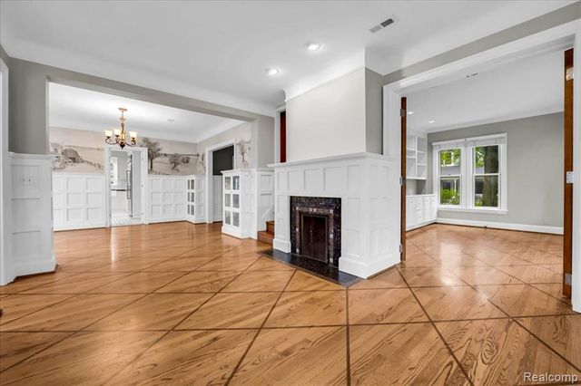 1119 Southfield Road, Birmingham, MI 48009