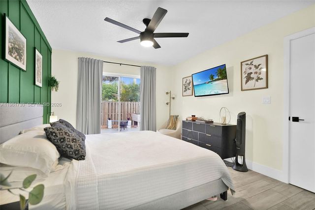 4444 SW 72nd Ter, Davie, FL 33314