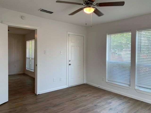 3901 Bois D Arc Street, Greenville, TX 75401