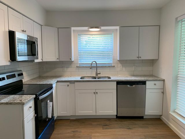 3901 Bois D Arc Street, Greenville, TX 75401