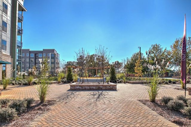 1518 Thurcroft Lane, Lawrenceville, GA 30043
