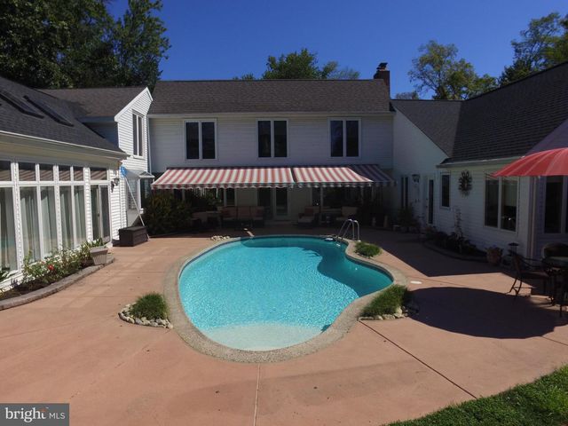 929 HERMAN RD, Horsham, PA 19044
