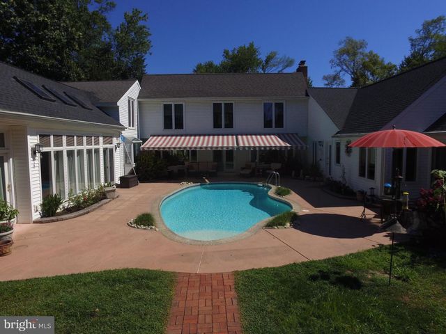 929 HERMAN RD, Horsham, PA 19044