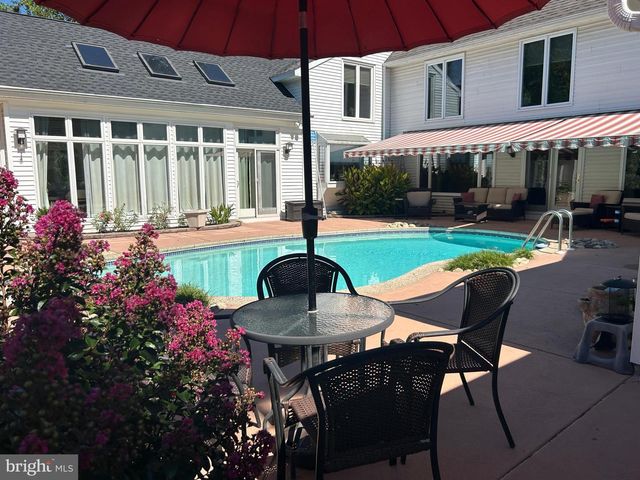 929 HERMAN RD, Horsham, PA 19044