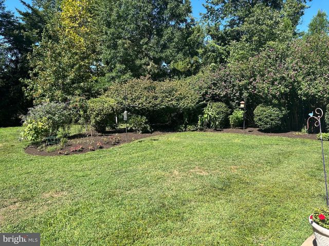 929 HERMAN RD, Horsham, PA 19044