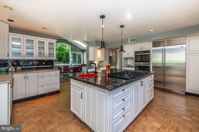 929 HERMAN RD, Horsham, PA 19044