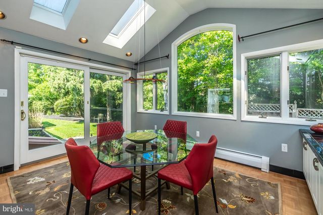 929 HERMAN RD, Horsham, PA 19044