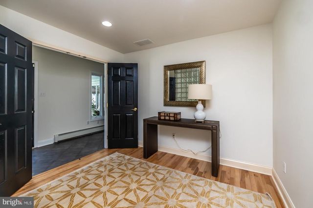 929 HERMAN RD, Horsham, PA 19044