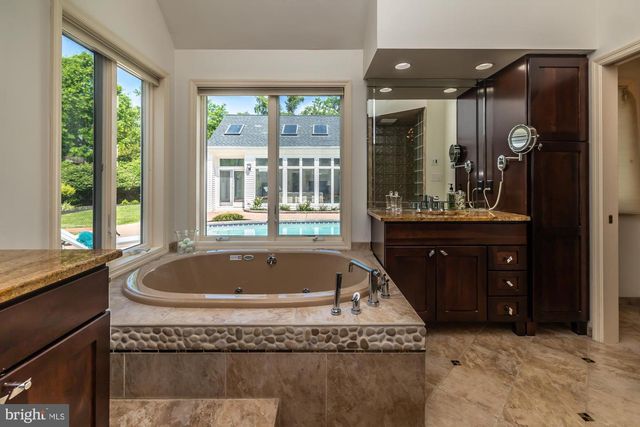 929 HERMAN RD, Horsham, PA 19044