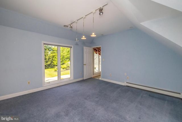 929 HERMAN RD, Horsham, PA 19044