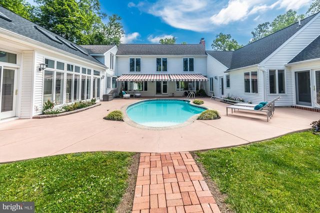929 HERMAN RD, Horsham, PA 19044