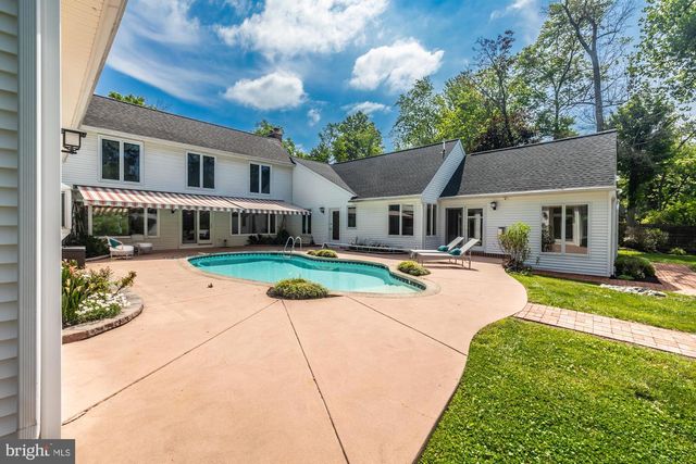 929 HERMAN RD, Horsham, PA 19044
