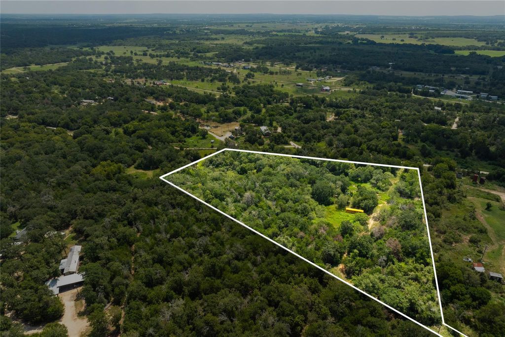 214 Shetland TRL, Dale, TX 78616