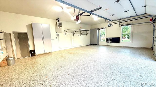 2154 White Lane Drive, Chesterfield, MO 63017