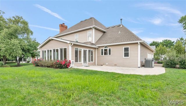 2154 White Lane Drive, Chesterfield, MO 63017