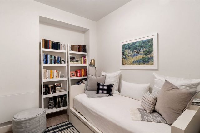 900 Beacon Street 501, Boston, MA 02215