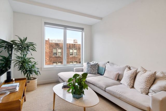 900 Beacon Street 501, Boston, MA 02215