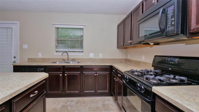 2923 Mustang Meadow Lane, Manvel, TX 77578