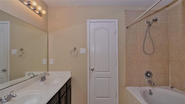 2923 Mustang Meadow Lane, Manvel, TX 77578