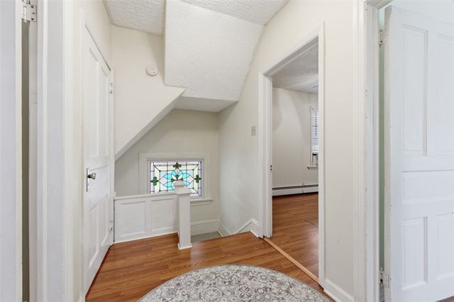 316 Broadway Ave, Mckees Rocks, PA 15136