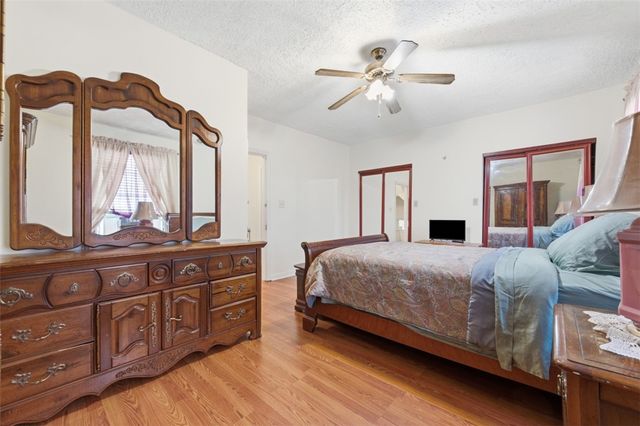 316 Broadway Ave, Mckees Rocks, PA 15136